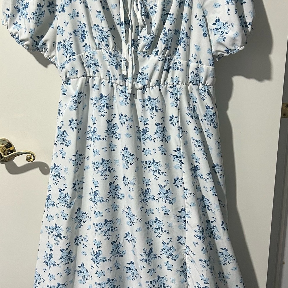SHEIN White and Blue Floral Maxi Dress